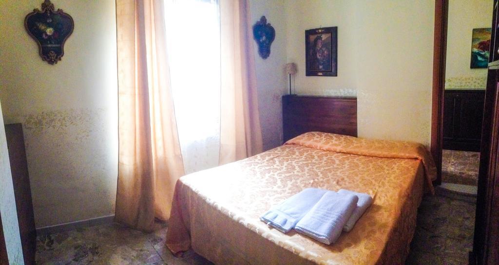 Studio Mastrangelo Napoli Bagian luar foto