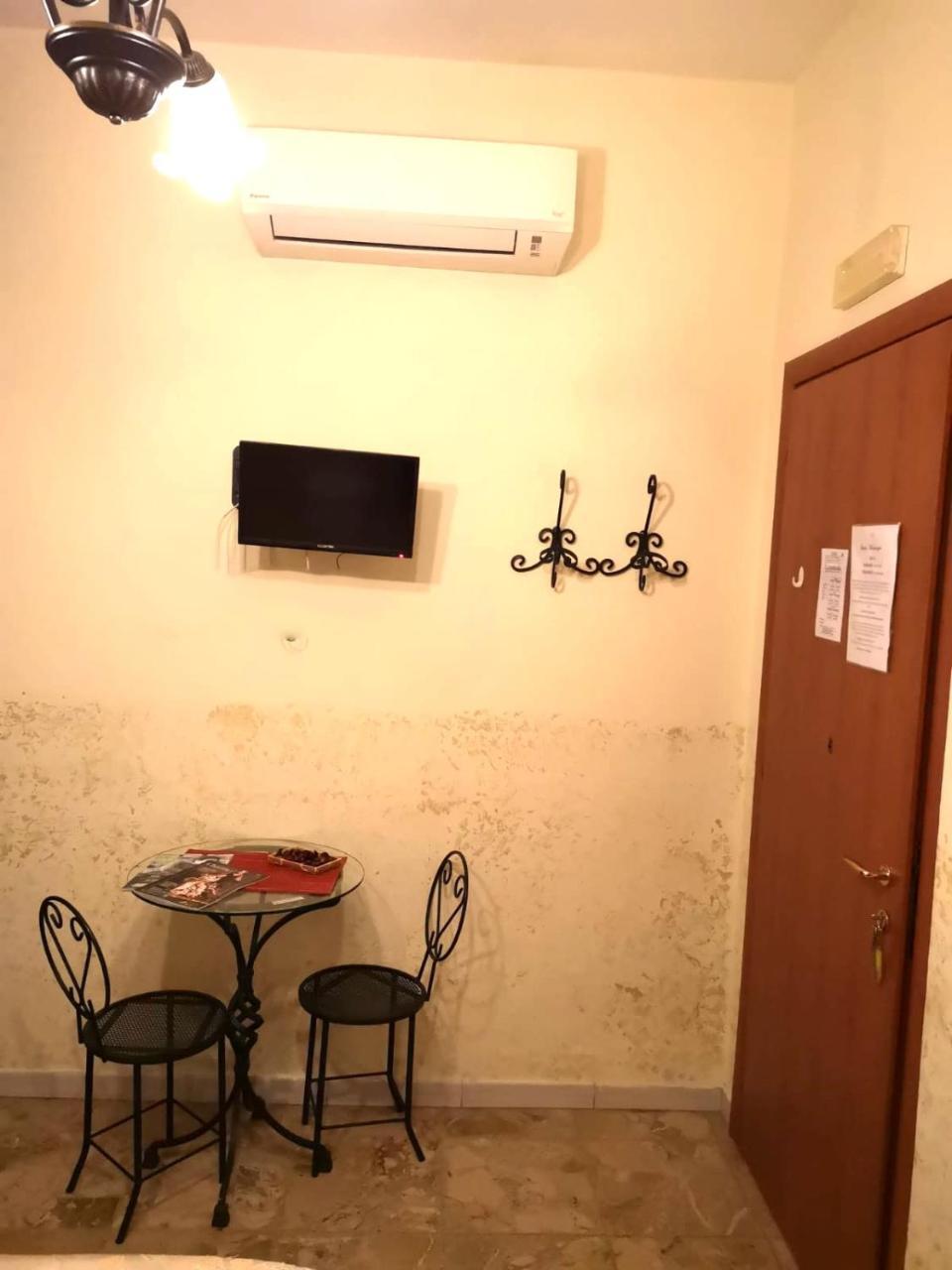 Studio Mastrangelo Napoli Bagian luar foto